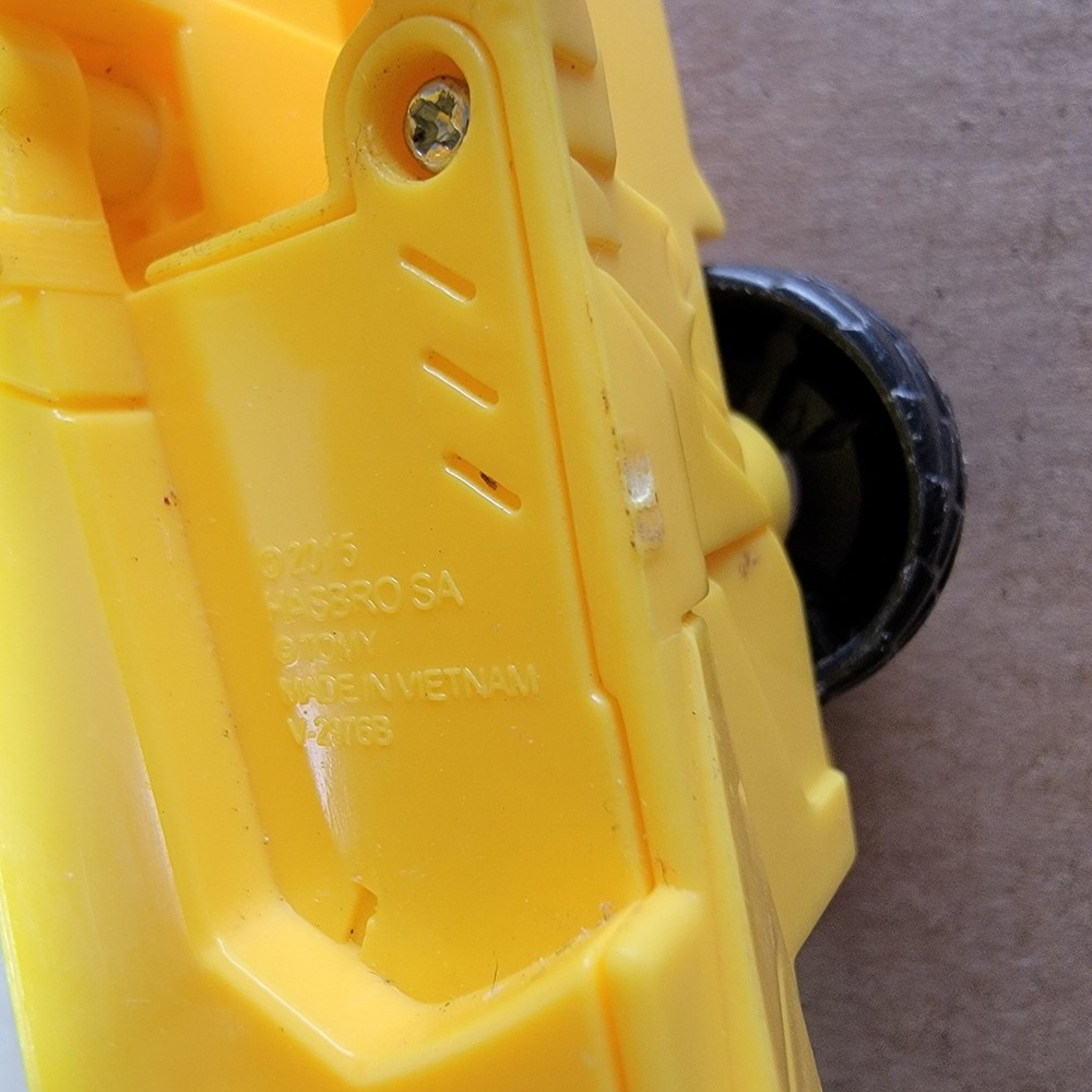 Transformers Robots In Disguise Bumblebee complete Hasbro Warrior Class RID 2015