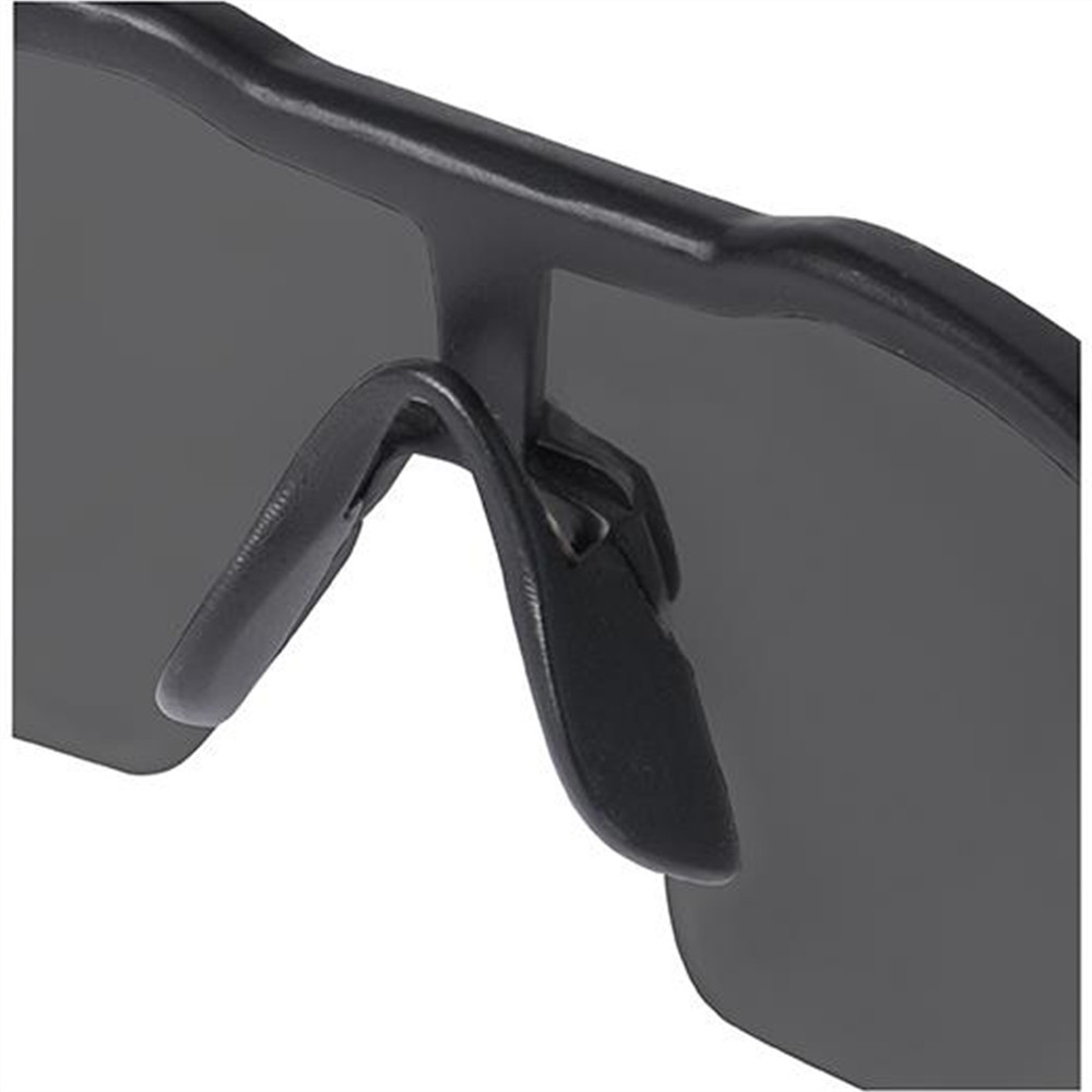 Milwaukee Tool Tinted Anti-Scratch Glasses (Poly)