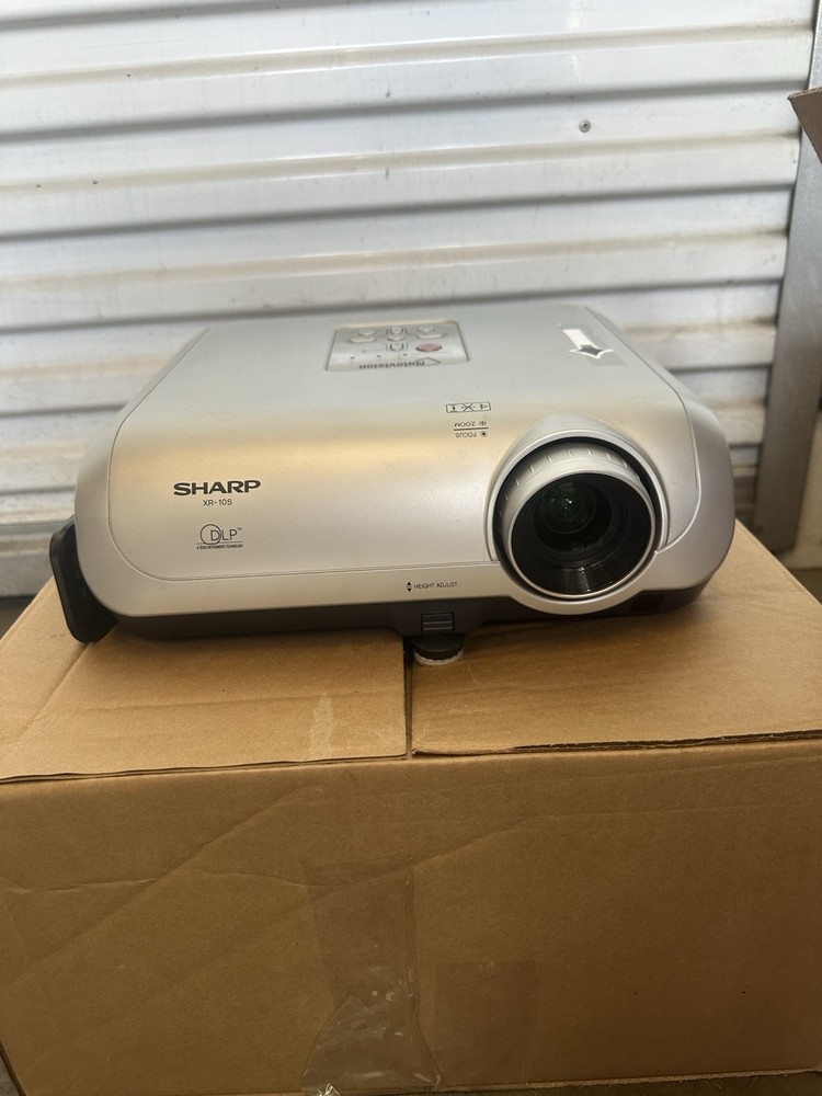 SHARP XR-10S NoteVision Multimedia Desktop Home Projector Without Power Cable