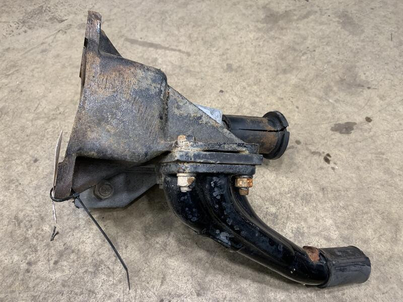 2001 Mack RD Cab Mount (630-10523)