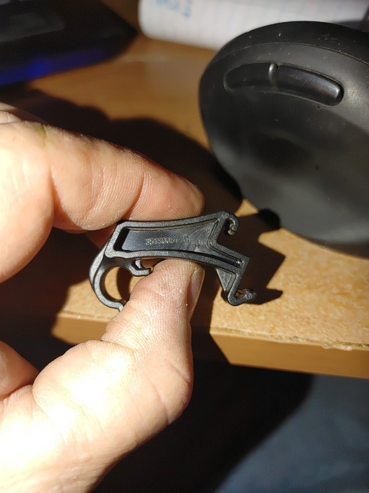 3D PRINTED UNDERCOVER FLEX CLIP PART 351S0051-C BLACK 4 PACK