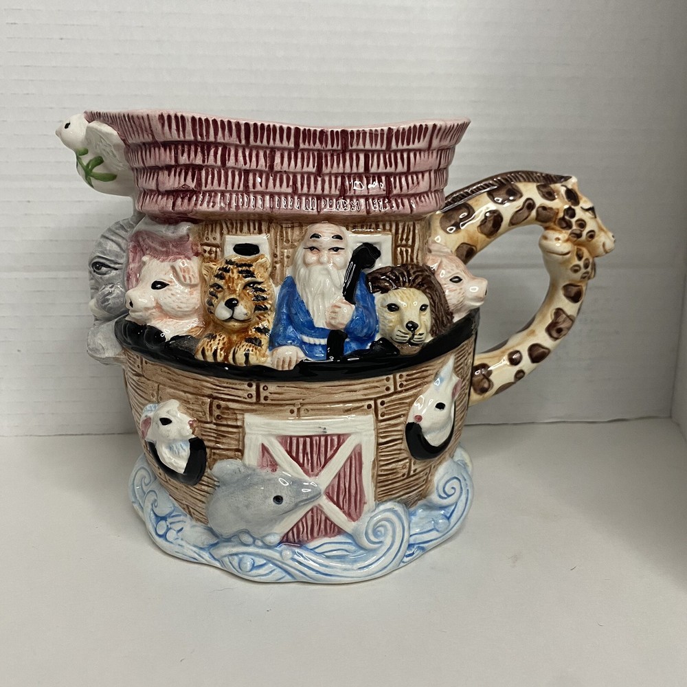 Noah’s Arc Ceramic Glossy Planter With Giraffe Handle 6.5” RARE
