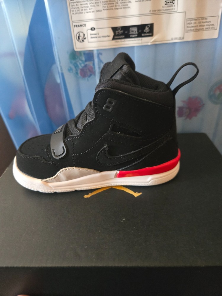 Boys Jordan legacy