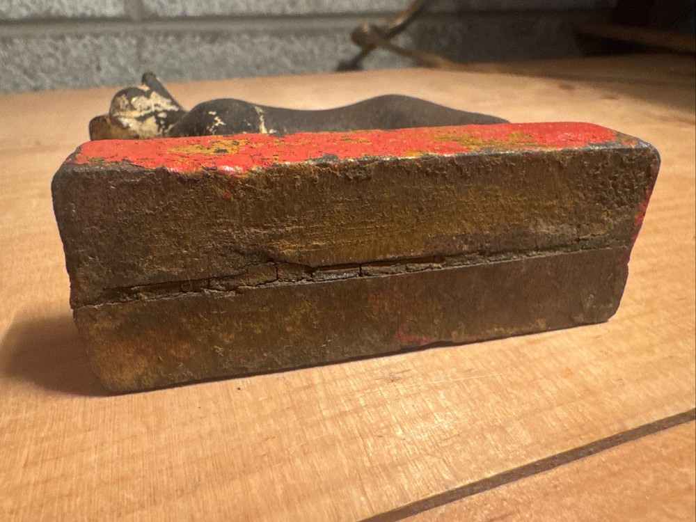 vintage cast iron boxer