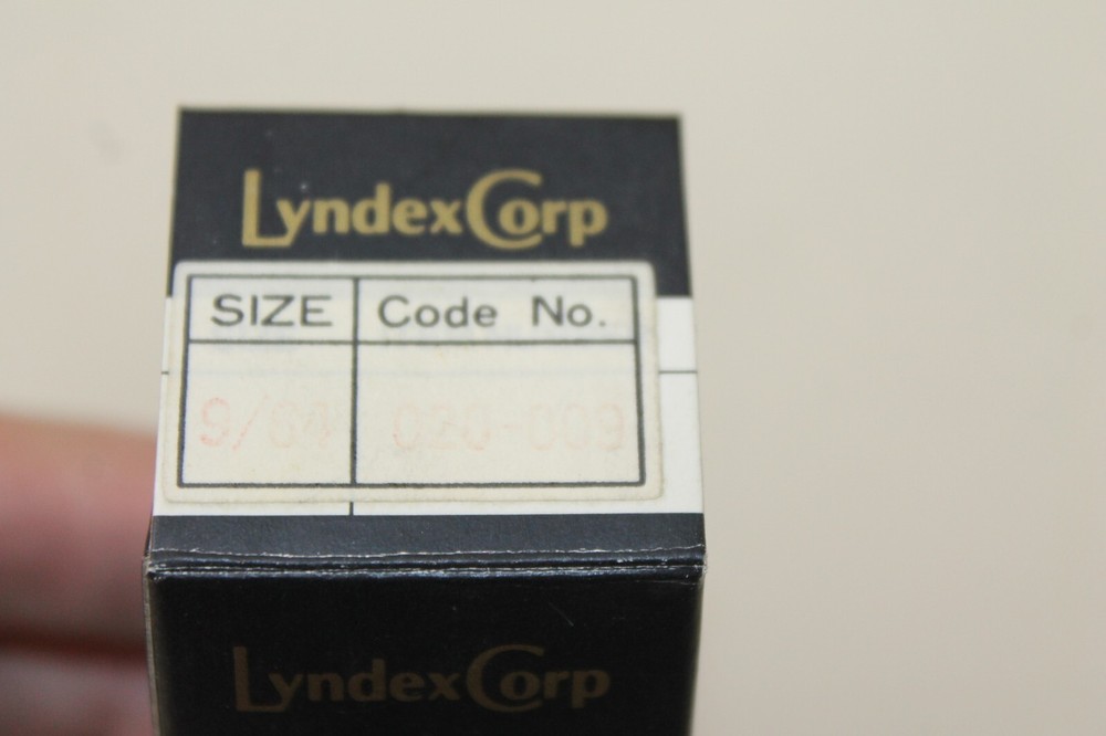 Lyndex Corp 9/64 DA200 020-009 Collet NEW