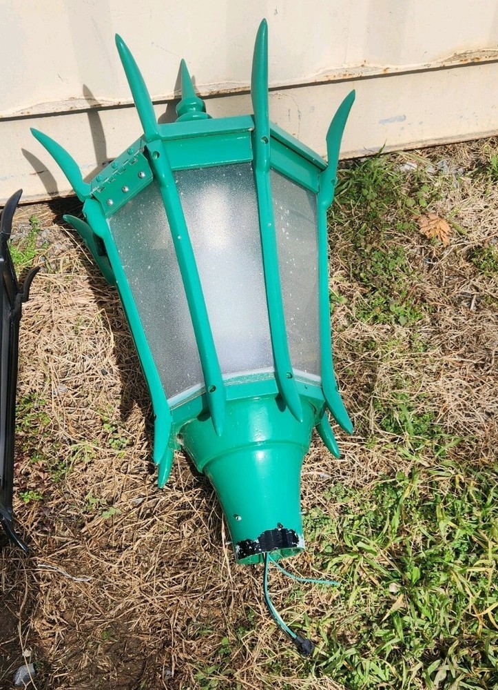 Vintage Pole Light Heads