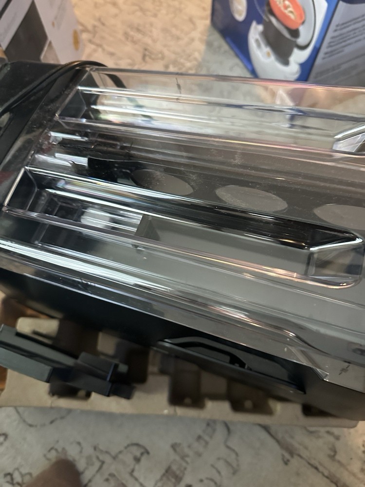 Cuisinart Custom Grind & Brew Single-Cup Coffee Maker DGB-30