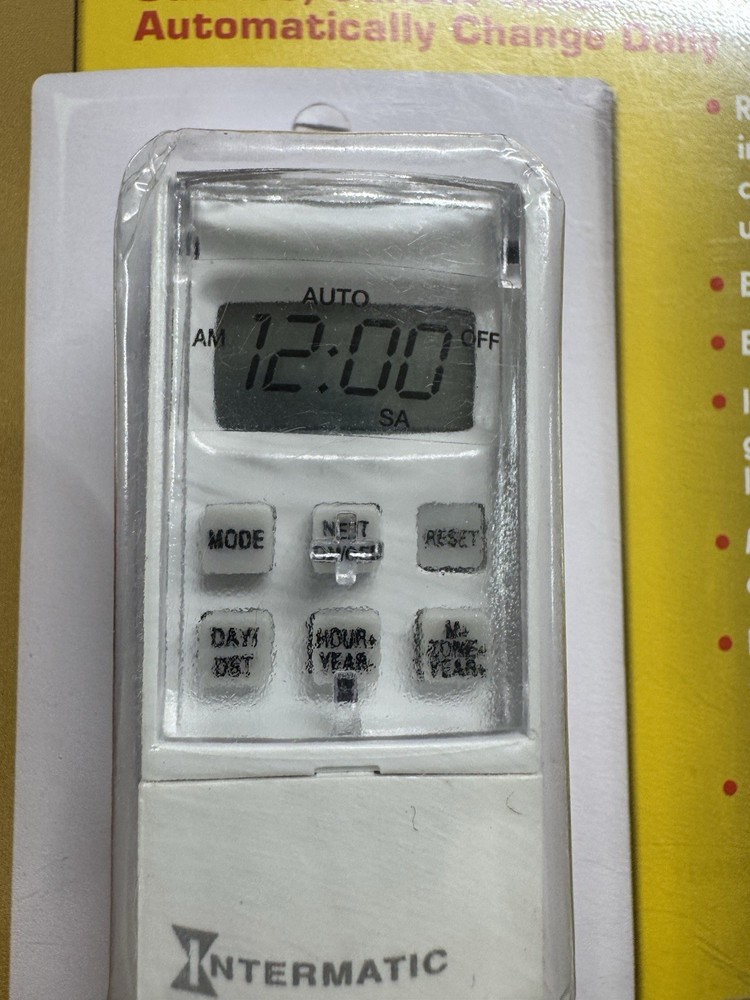 Intermatic SS8C Digital Auto Adjusting Sun Timer Programmable New Sealed