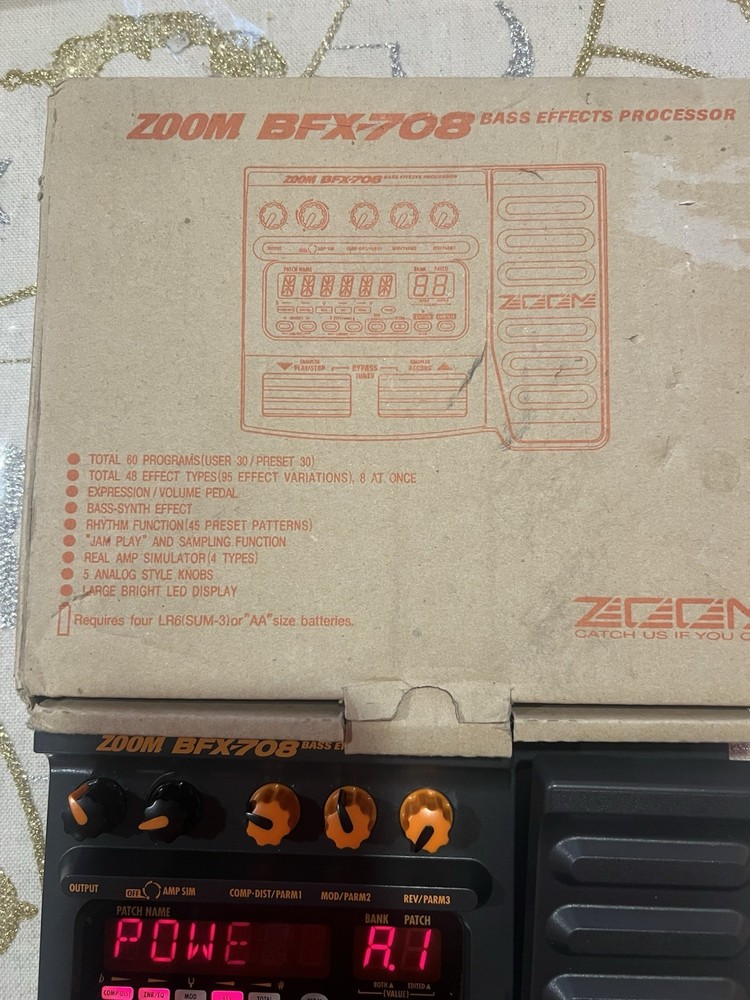 Zoom BFX-708 Bass Effects Processor