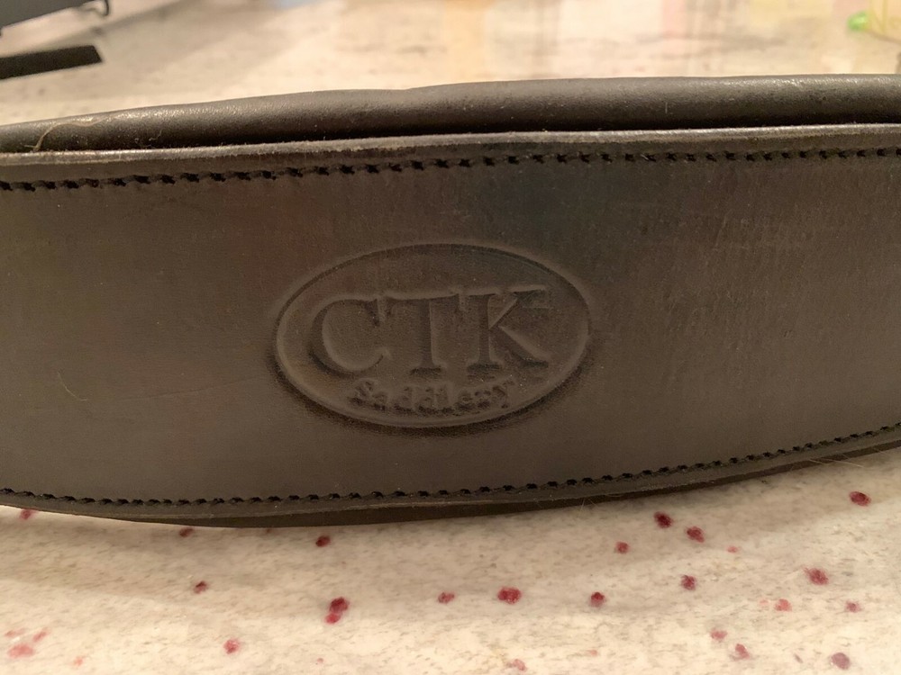 CTK Black Leather Cinch 44"
