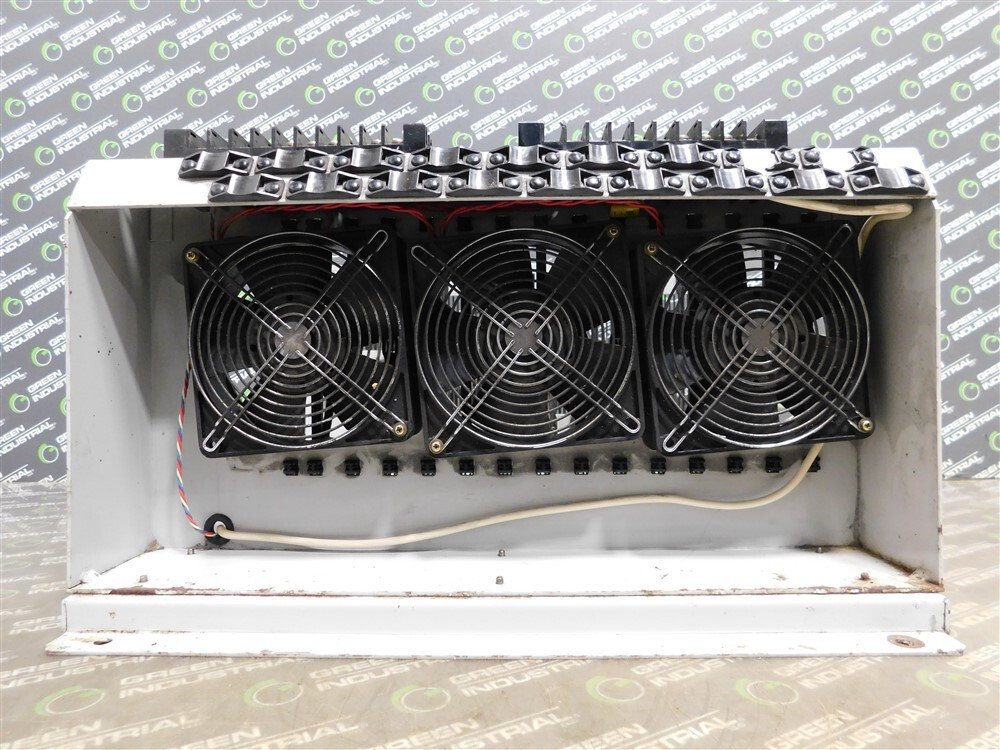 USED Mitsubishi MELDAS-YM2V Control Unit Type UF701A