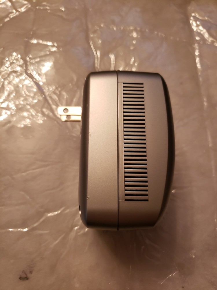 NETGEAR 54 Mbps Wireless Powerline Access Point WGX102 EUC