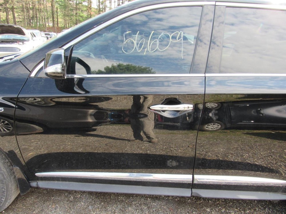 QX60 2020 Glove Box 1040599