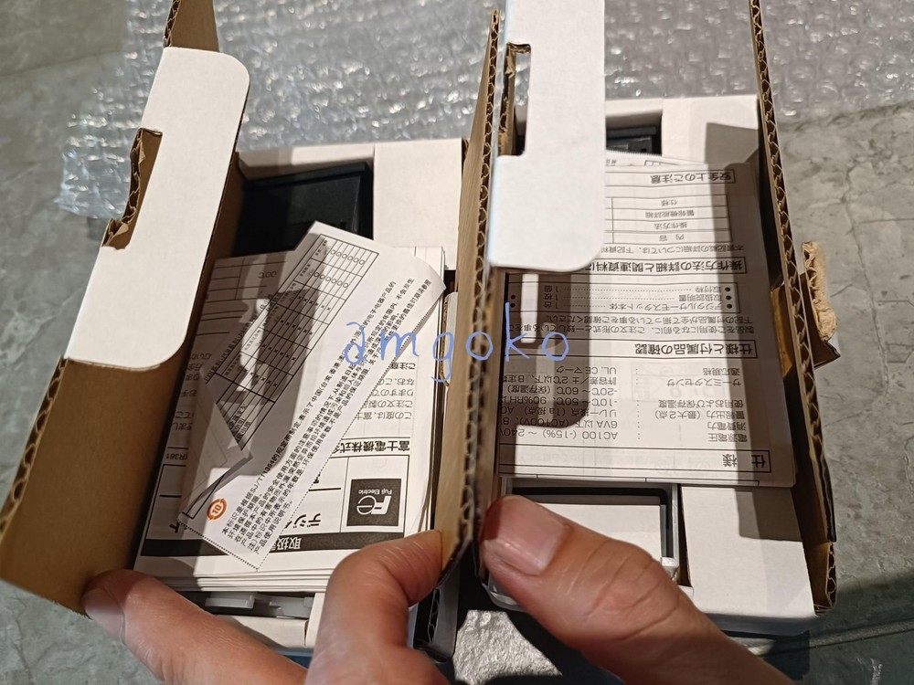 1PCS NEW PXR3HAY2-1Y061 Temperature controller