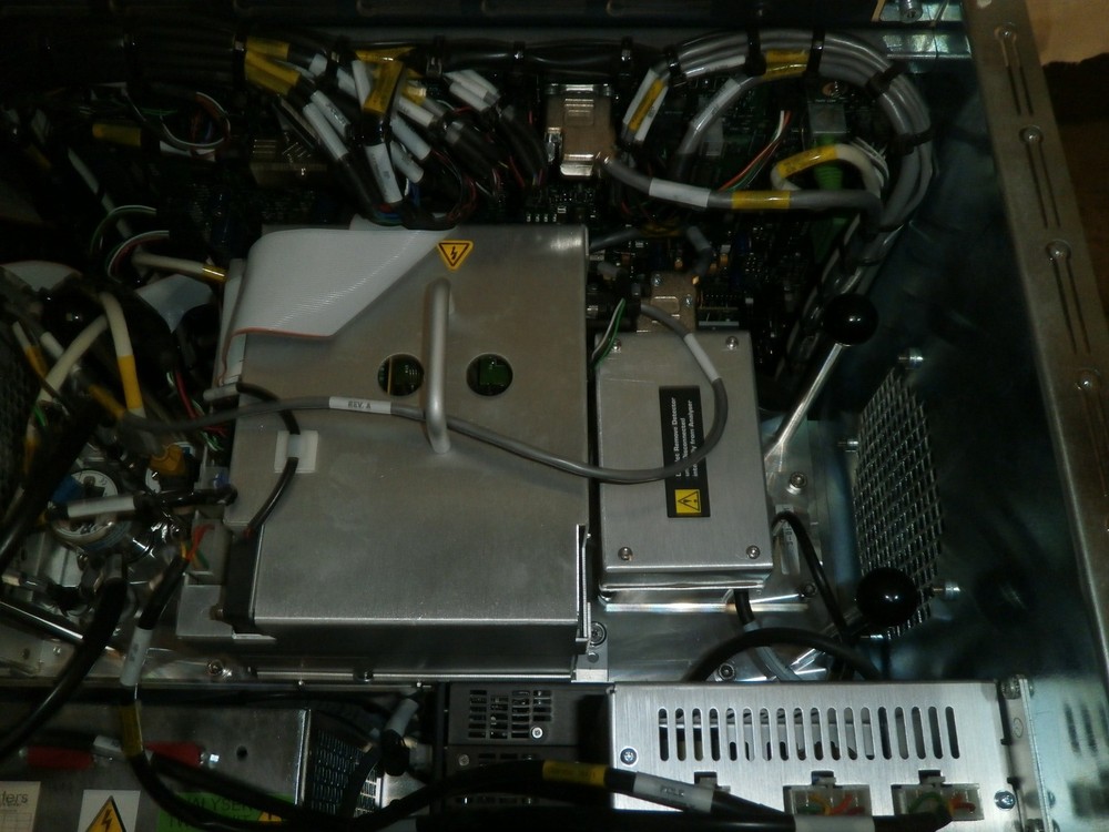 WATERS XEVO TQD quadrupole mass detector