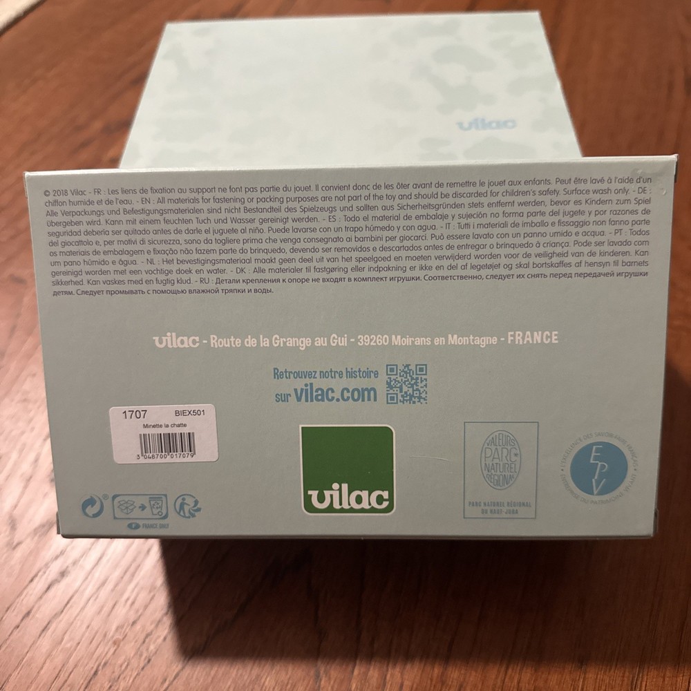 VILAC Wooden Pull Toy, Minette La Chatte