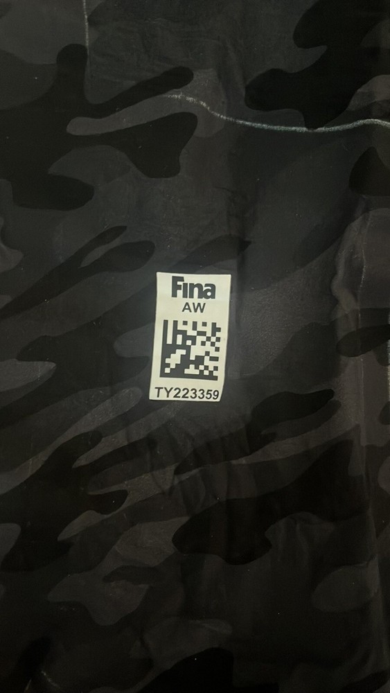 TYR Venzo Camo Fire size 22 comes with box