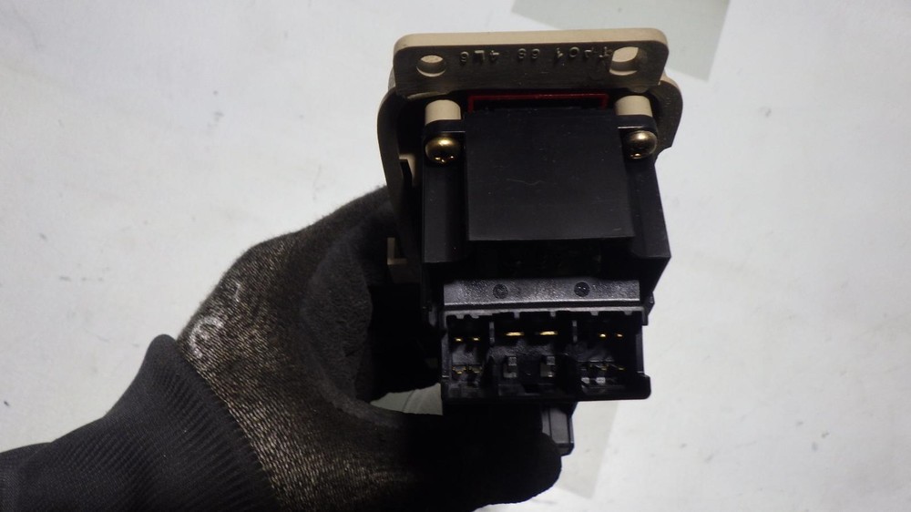 95 MAZDA MILLENIA Front Door Switch TA0466350