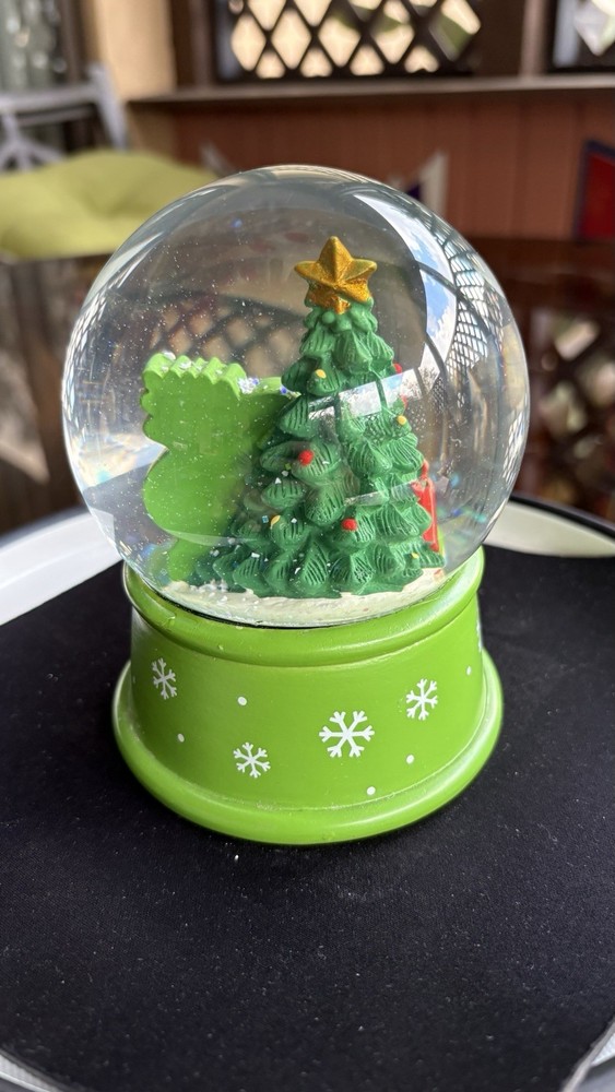 Publix 95th Anniversary Christmas Tree Snow Globe