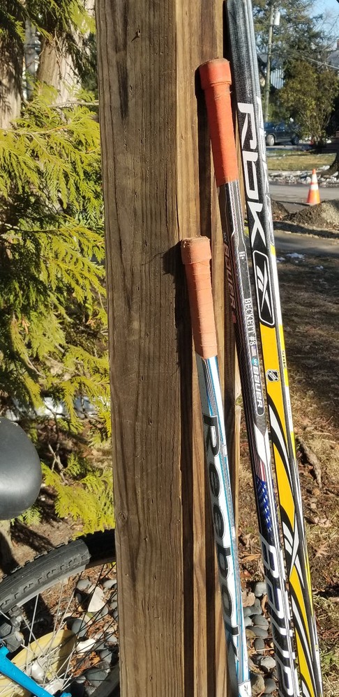 3 HOCKEY STICKS REBOK BAUER RDK