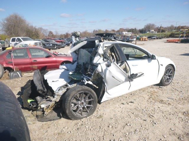 TESLA 3 2020 Battery 1567548