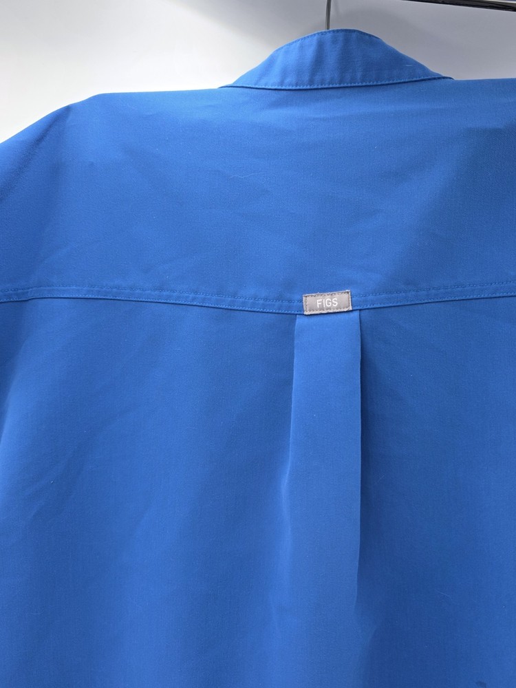 FIGS Scrub Top Women’s Medium Blue Technical Collection V-Neck