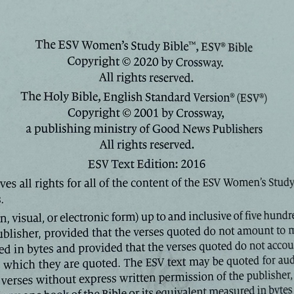 Crossway ESV English Women’s Study Bible