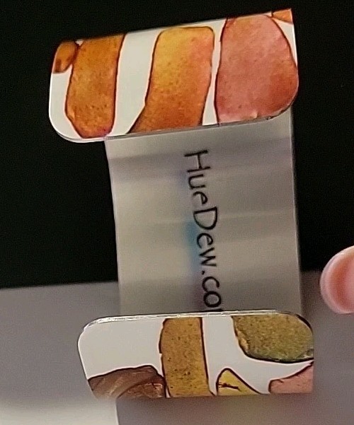 Signed Hue Dew .com Multicolor Silvertone Bracelet 7.5