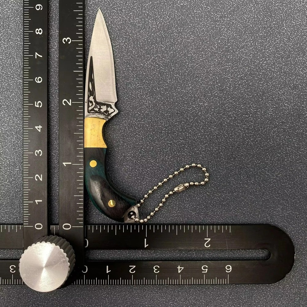 Portable Mini Knife / Keychain - Wooden Handle