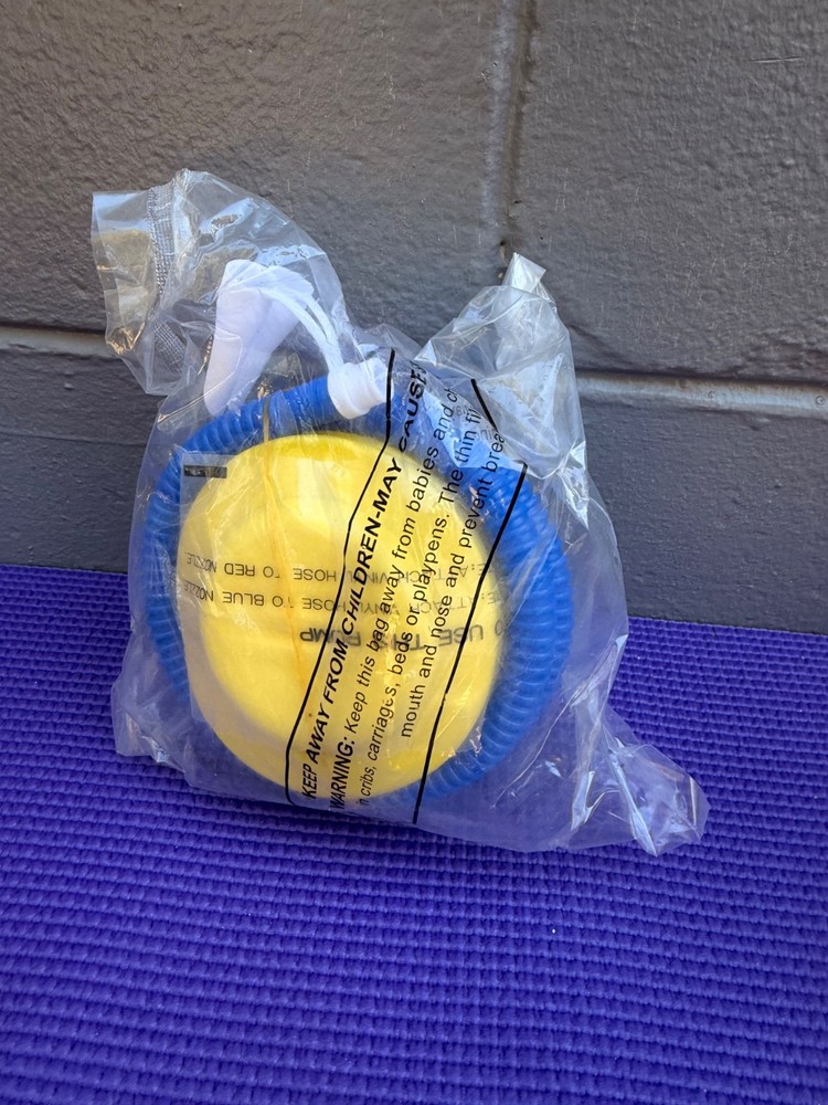 EXERCISE BALL FOOT AIR PUMP 4" NEW IN PACKAGE