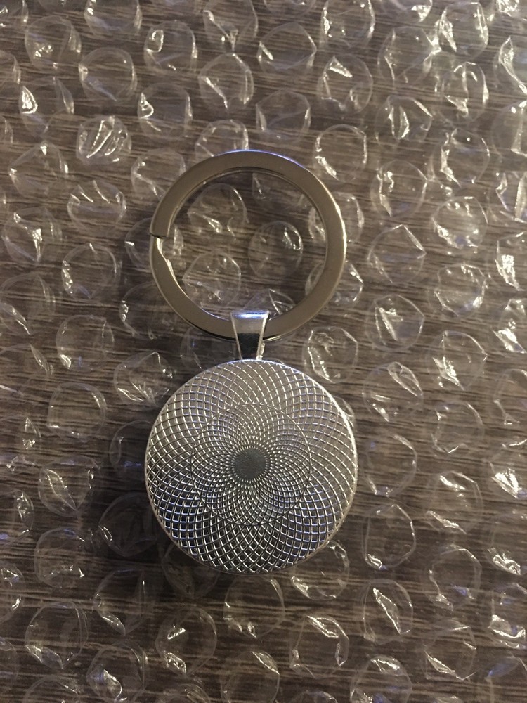 New Without Tags Superman Emblem Keychain