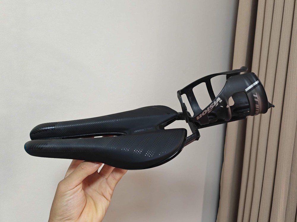triathlon saddle aero bottle holder