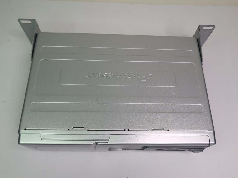 Pioneer CDX-P680 6-Disc Multi-CD Player with Magazine