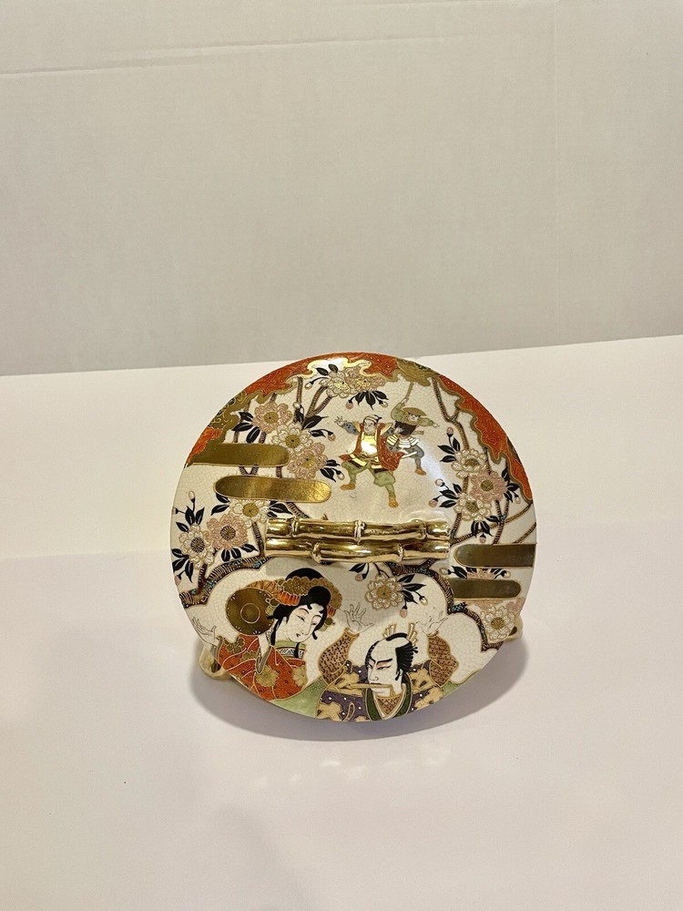 Antique Japanese Satsuma Box