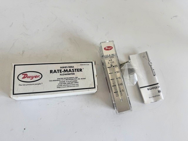 DWYER RMA-14 RATE MASTER FLOWMETER NEW