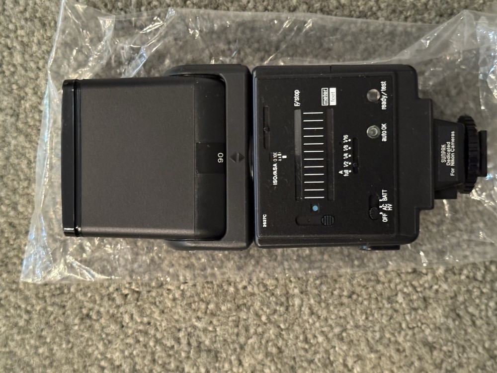 Thyristor ~ SUNPAK auto 433 D ~ Nikon Dedicated Shoe Mount Electronic Flash