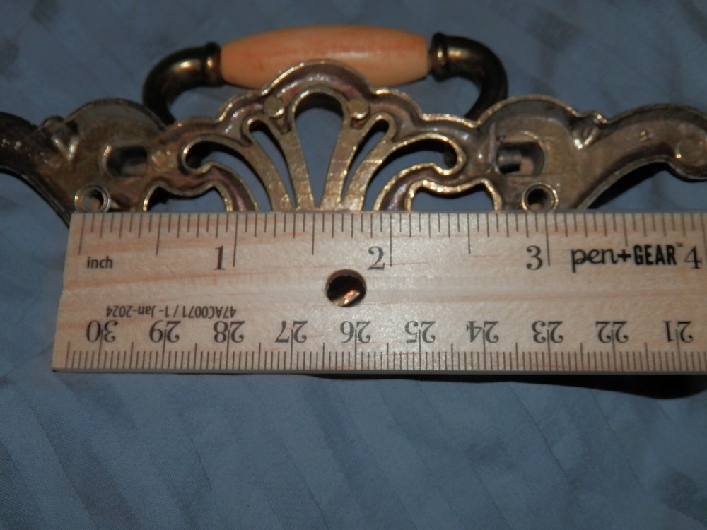 Cont .B. 1992 Drawer Pull handles knobs Cabinet Door brass?
