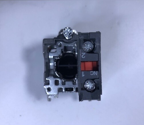 XB4BA41 schneider Red Flush Pushbutton 1pc XB4-BA41