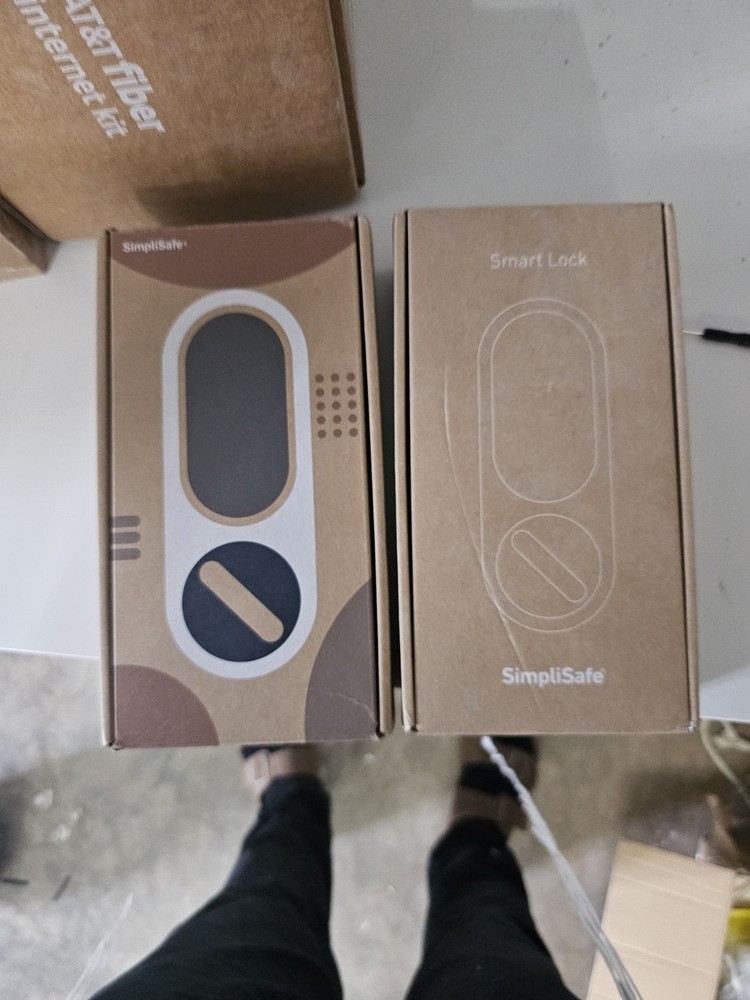 Simplisafe Smart Lock & Pin Pad (Black) BRAND NEW