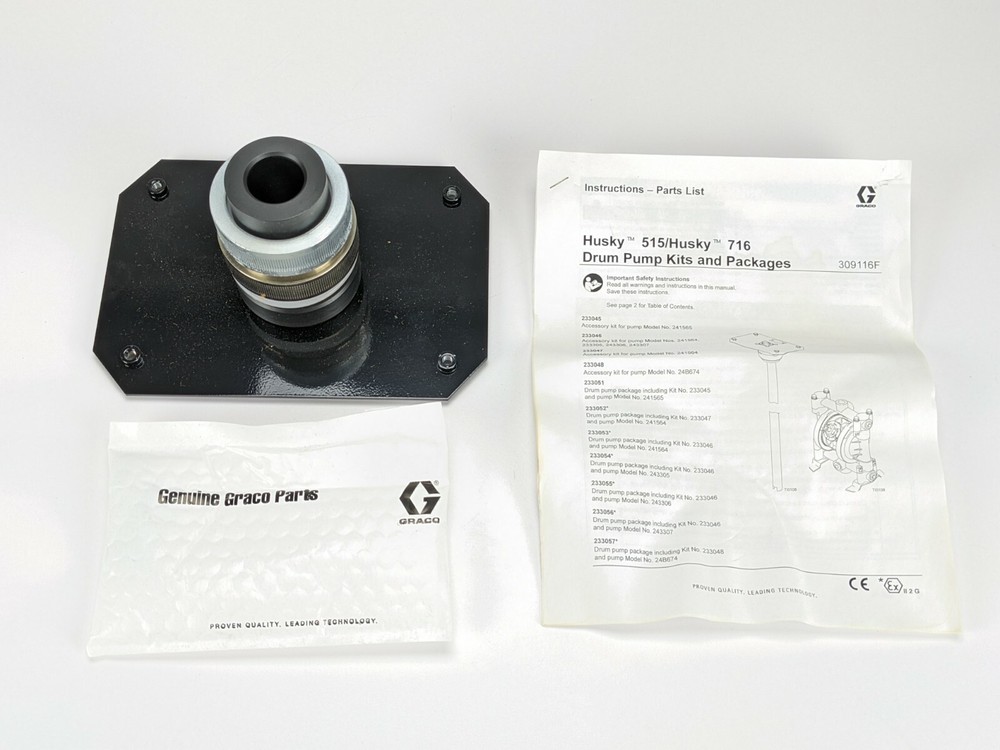 Graco Pump Bung Base 233073 *NEW*