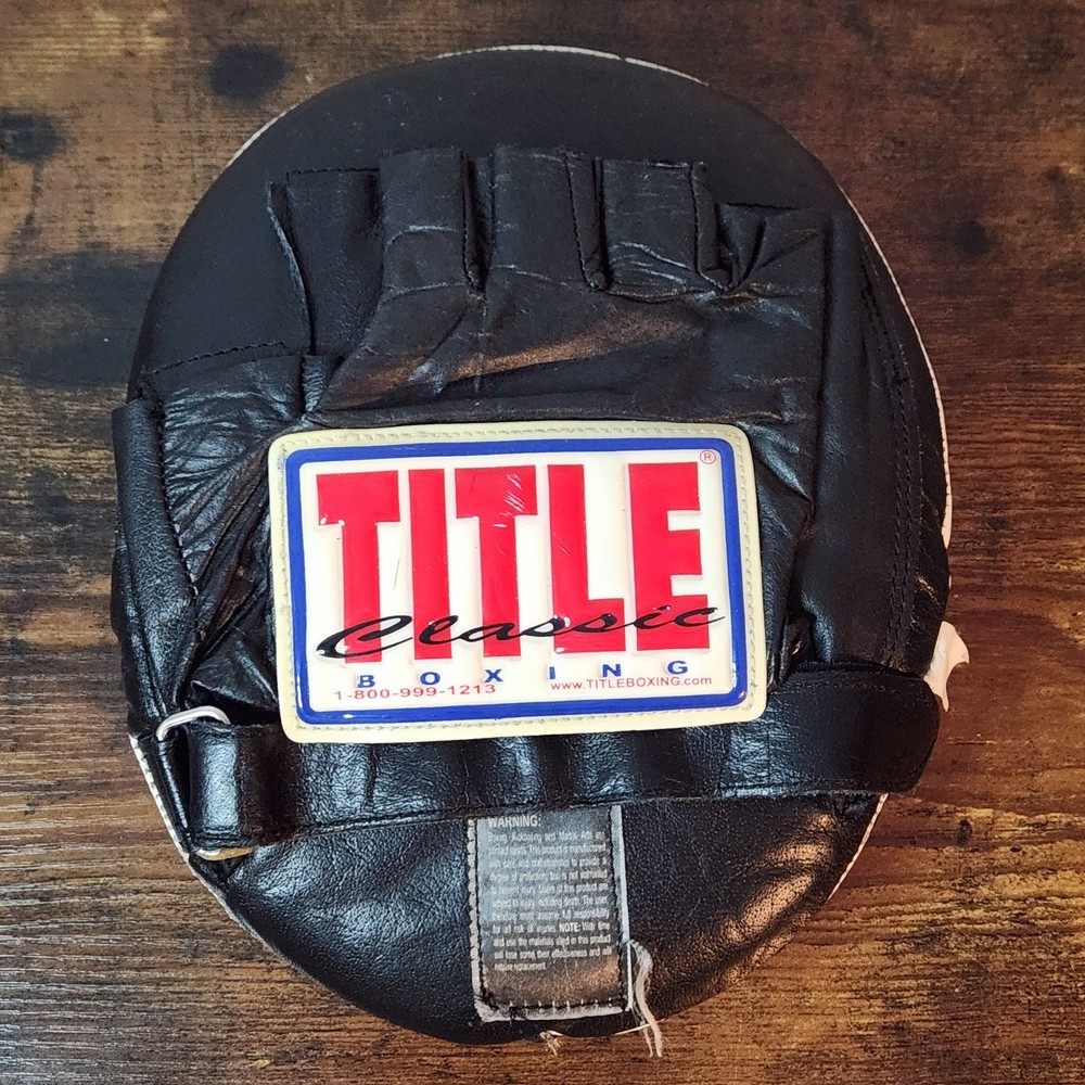 Title Boxing Training Set – 8oz Gloves, Focus Mitts & Hand Wraps