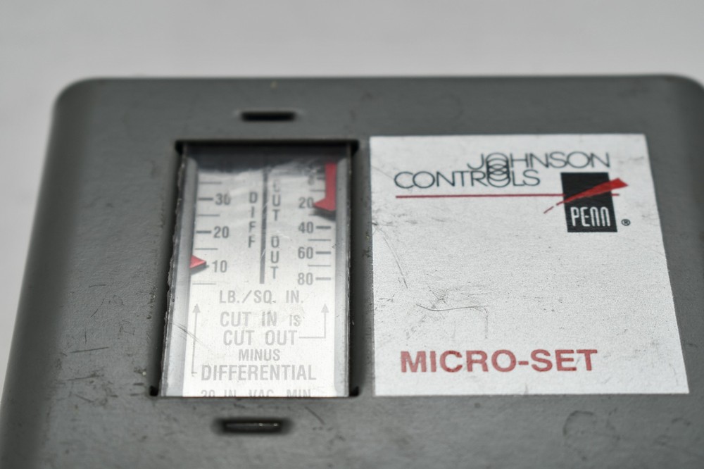Johnson Controls P72CA-18 PRESSURE CONTROL SWITCH Controller