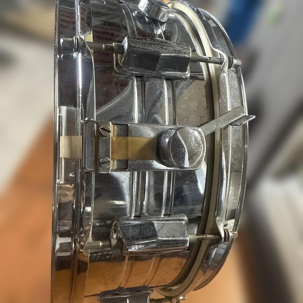 Pearl snare drum silver used