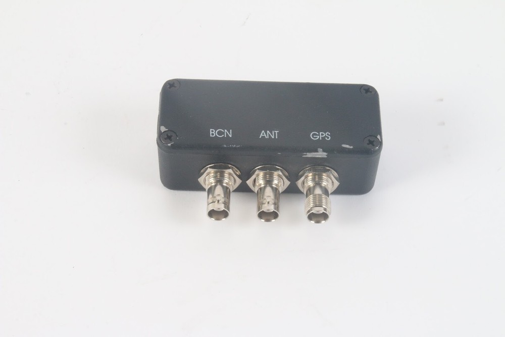 Ashtech BR2 Radio Beacon Receiver W/ Ashtech SPLT 104901 Splitter