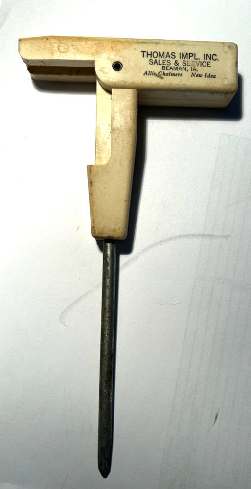 Vintage Folding T-Handle Screwdriver White Hard Plastic Thomas Impl Beaman IA