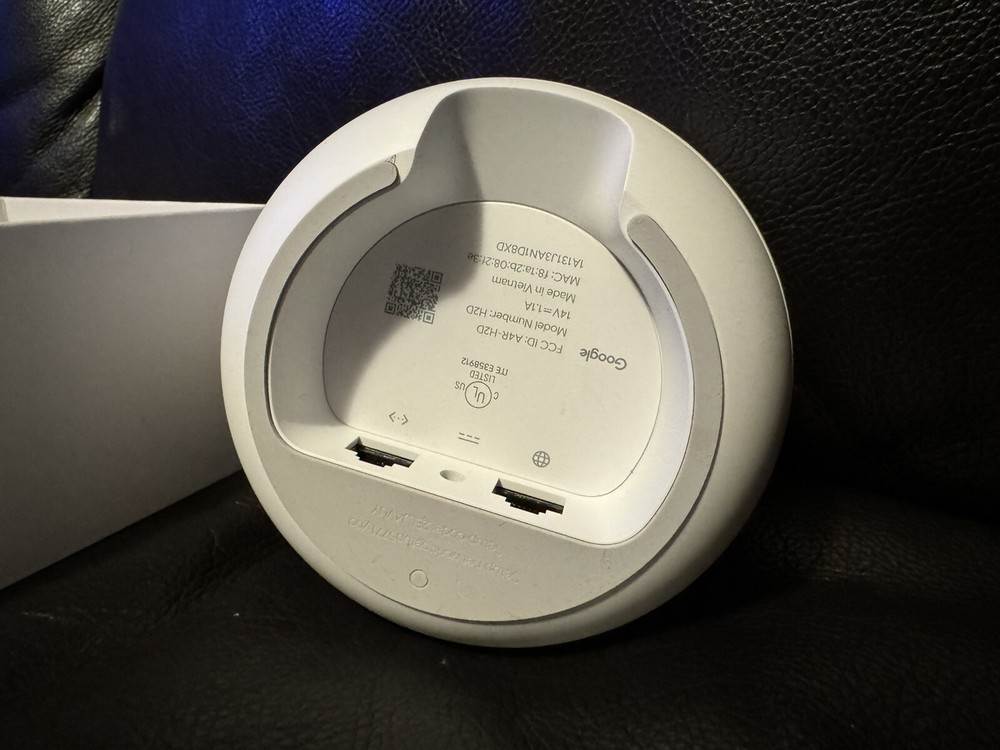 Google Nest WIFI Router Model H2E - NICE!!! - SHIPS FREE!!!
