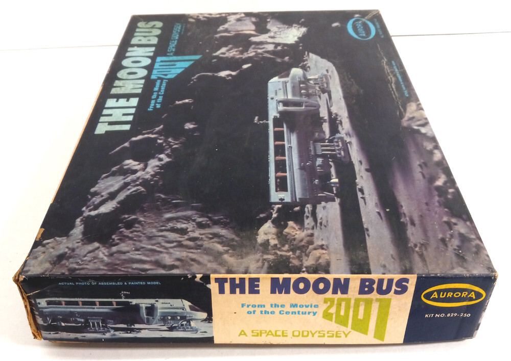 MOON BUS 2001 ALL-PLASTIC UNASSEMBLED MODEL KIT AURORA OPENED COMPLETE 1969