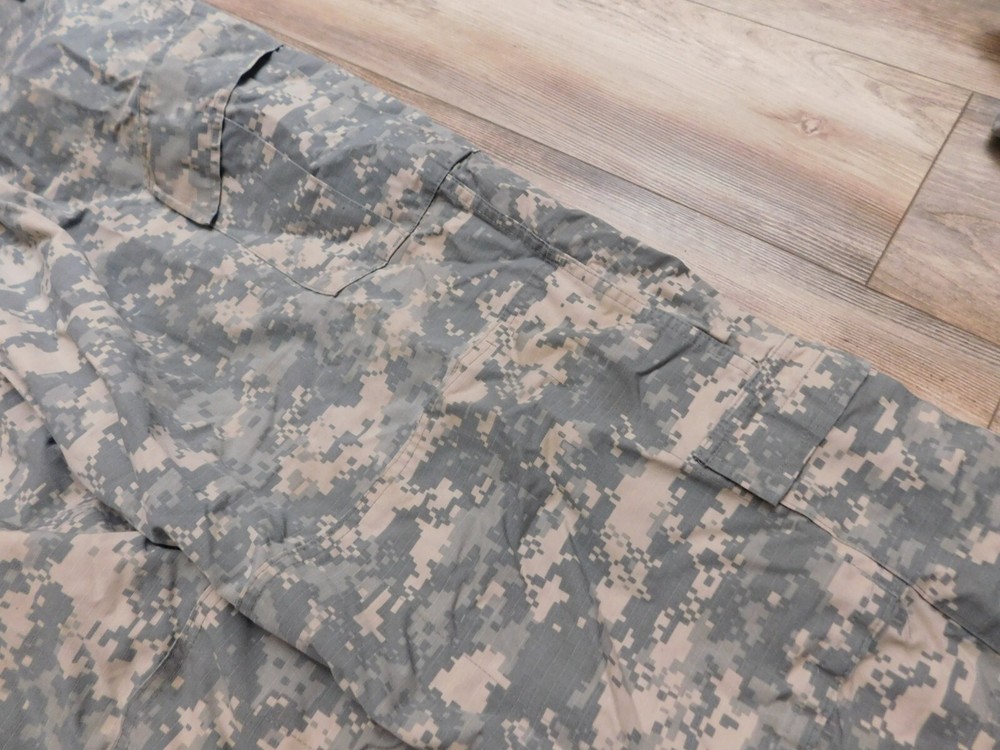 ARMY ACU PANTS SIZE 45 x 35.5"