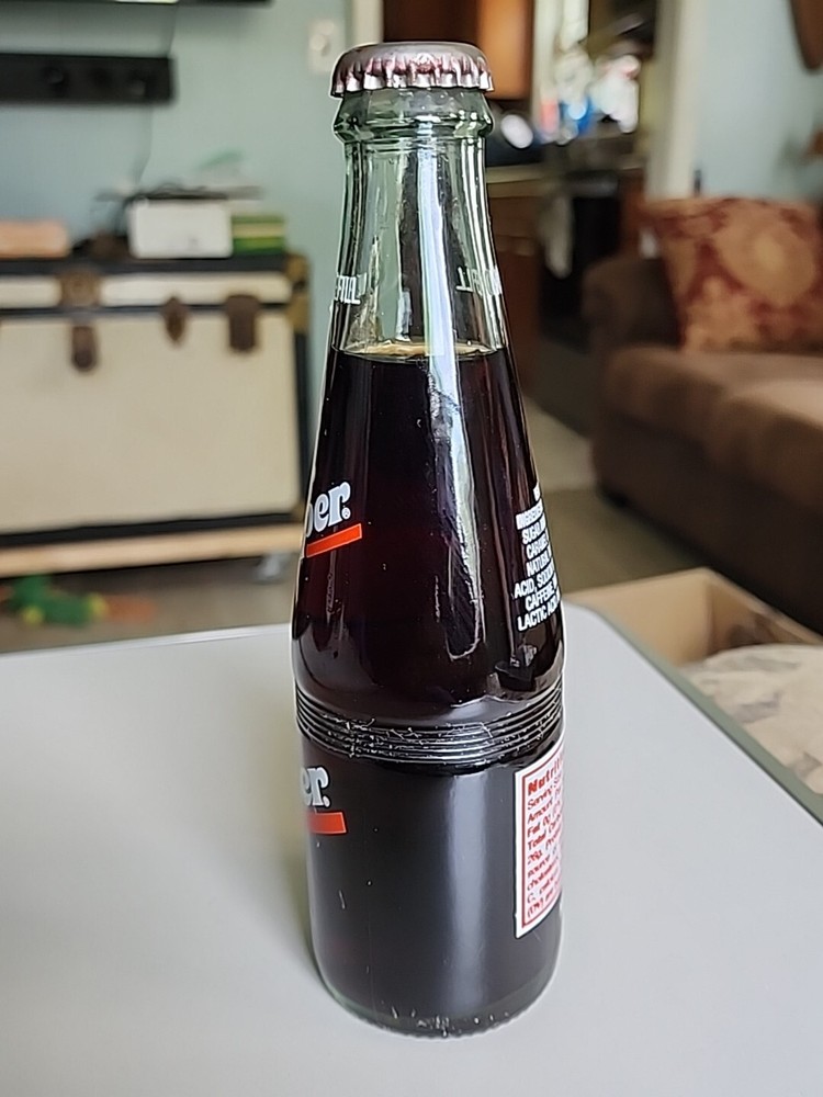 Dr. Pepper 8 oz. no refill acl bottle Unopened Full