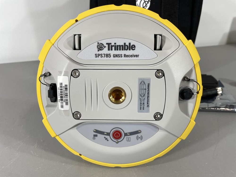 Trimble SPS785 GNSS Surveying & Construction Receiver, NEW - open box